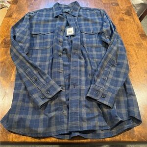 Filson Alaskan Guide Shirt. Medium Long. NWT